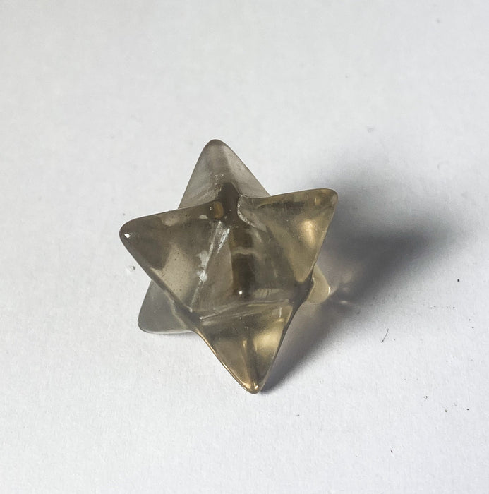 Merkaba tähti 25-30 mm (eri mineraaleista) - Tarotpuoti