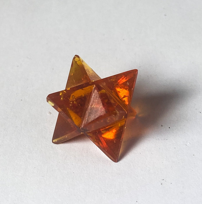 Merkaba tähti 25-30 mm (eri mineraaleista) - Tarotpuoti